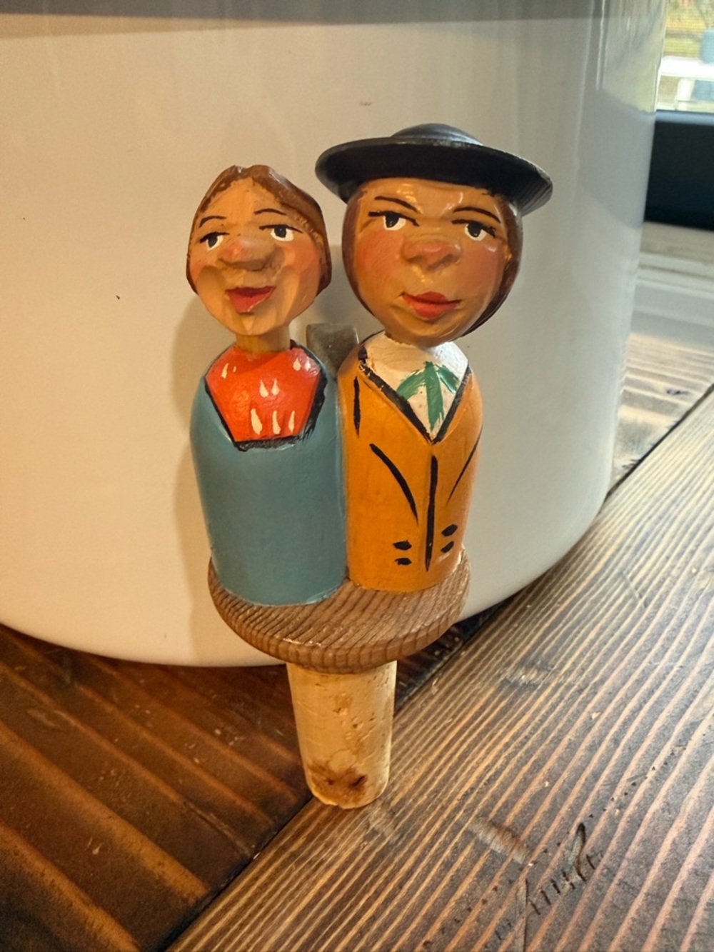 Vintage Anri hand carved and painted wine bottle stopper